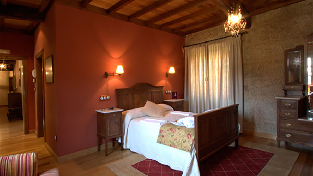 alojamiento casa rural hotel galicia ourense vilaza monterrei pazo gallego habitacion suite balneario requeixo