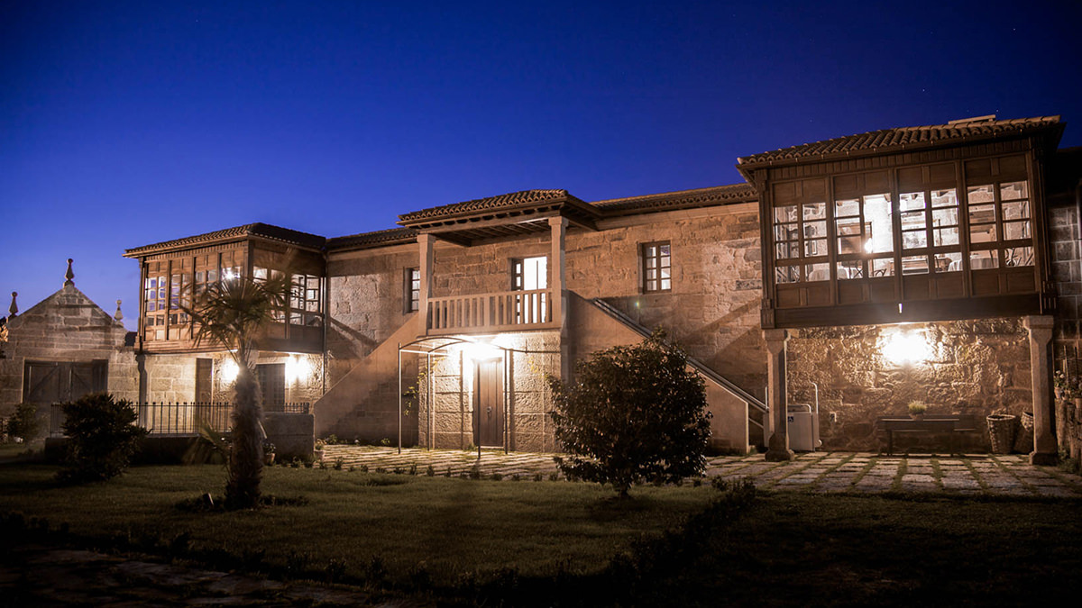 alojamiento casa rural hotel galicia ourense vilaza monterrei pazo gallego turismo viajar norte